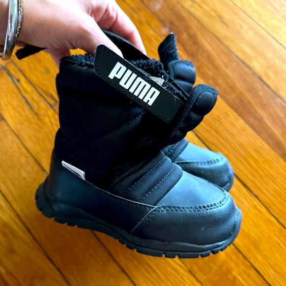 PUMA toddler snow boots - Picture 1 of 5